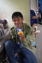 680703 เด็กสมุนพระรามนั่งรถไฟไปปฐมอโศก ร่วมงาน ๙๐ ปี ลุงจำลอง 81.jpeg