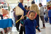 671225 สมุนพระรามร้องเพลงที่ห้างสุนีย์ ในวันคริสมาสต์ 181.jpg