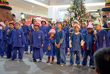 671225 สมุนพระรามร้องเพลงที่ห้างสุนีย์ ในวันคริสมาสต์ 139.jpg
