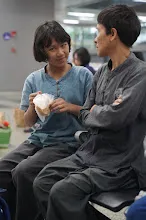 680708 เด็กสมุนพระรามกลับจากปฐมอโศก งาน ๙๐ ปี ลุงจำลอง 50.jpeg