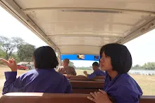 680202 สสธ.ม.3 ฝึกหัดเพาะชำต้นไม้แบบควบแน่น ไปสวนไวพลัง 349.JPG