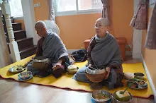 680628 เด็กสมุนพระรามร่วมทำบุญขึ้นบ้านใหม่ ญาติน้องบัว บ้านคำกลาง 297.jpeg
