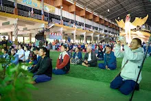 671230 สมุนพระรามแสดงร้องเพลง พิธีเปิดงานเพื่อฟ้าดิน คนมาดูงาน ทำ5ส ทำสวนบ่าย 176.jpg