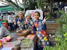671215 นร.สมุนพระรามไปขายสลัดโรล ที่อุทยานบุญนิยม วันแรก พาณิชย์บุญนิยม 59.jpg