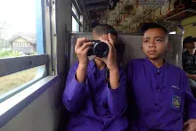 690225 สสธ ม1 เดินทางรถไฟไปปฐมอโศก 90.JPG