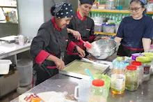 680716 ภาพทำขนมปัง ฐานงานแม่สะอาด Mothers Vegan Bakery 57.JPG