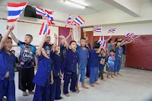 680703 เด็กสมุนพระรามนั่งรถไฟไปปฐมอโศก ร่วมงาน ๙๐ ปี ลุงจำลอง 164.jpeg