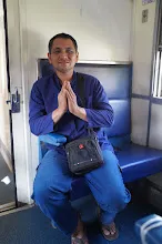 680708 เด็กสมุนพระรามกลับจากปฐมอโศก งาน ๙๐ ปี ลุงจำลอง 165.jpeg