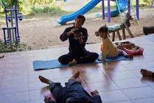 680109 สสธ.ม.4 ฝนเมล็ดพุทธรักษา ฝึกโยคะ สมุนพระรามชายช่วยร่อนทรายทำน้ำตก สวนน่ารัก 78.jpg