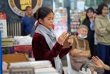 671225 สมุนพระรามร้องเพลงที่ห้างสุนีย์ ในวันคริสมาสต์ 131.jpg