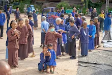 671025 พิธีตอกเสาเข็มแรก สถูปบูชาพ่อครู35.jpg