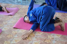 680109 สสธ.ม.4 ฝนเมล็ดพุทธรักษา ฝึกโยคะ สมุนพระรามชายช่วยร่อนทรายทำน้ำตก สวนน่ารัก 41.jpg