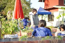 680110 สมุนพระราม ทำ 5 ส ปลูกต้นองุ่น ปรับปรุงแปลงดอกไม้ 107.jpg