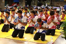 680529 อบรมนักเรียน รร.ขวาวใหญ่วิทยา ทำวัตรเช้า 17.JPG
