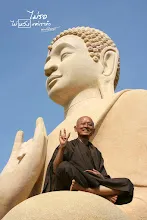 ภาพพ่อท่านทำของที่ระลึก