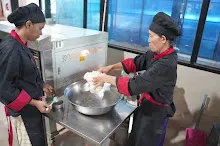 680716 ภาพทำขนมปัง ฐานงานแม่สะอาด Mothers Vegan Bakery 109.JPG