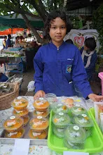 680720 สมุนพระราม ฝึกพาณิชย์บุญนิยม ขายสินค้า อุทยานบุญนิยม 6-2568 683.jpeg