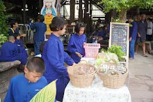 680720 สมุนพระราม ฝึกพาณิชย์บุญนิยม ขายสินค้า อุทยานบุญนิยม 6-2568 490.JPG