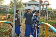 671221 เช้าสมุนพระรามดูแลสวน และขนหินทำน้ำตก บ่ายเล่นเกมกับครูโหน่ง 11.jpg