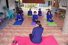 671212 สสธ.ม.4 ฝึกโยคะกับครูชมพู 17.jpg