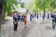 680703 เด็กสมุนพระรามนั่งรถไฟไปปฐมอโศก ร่วมงาน ๙๐ ปี ลุงจำลอง 94.jpeg