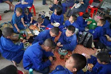 680628 เด็กสมุนพระรามร่วมทำบุญขึ้นบ้านใหม่ ญาติน้องบัว บ้านคำกลาง 400.jpeg