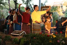 671229 การแสดงภาคค่ำงานกสิกรรมเพื่อฟ้าดิน 55.JPG