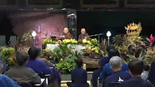 สื่อธรรมะพ่อครู(การเมืองบุญนิยม) ตอน เปรียบเทียบนายกฯไทยใน 75 ปีที่ผ่านมา.mp4