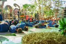 671230 สมุนพระรามแสดงร้องเพลง พิธีเปิดงานเพื่อฟ้าดิน คนมาดูงาน ทำ5ส ทำสวนบ่าย 169.jpg