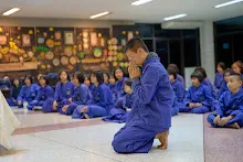671224 พิธีรับผ้าพันคอ สสธ.ม.1 ปี 2567 8.jpg