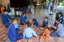 671228 สมุนพระรามเข้าค่าย เรียนการปรับปรุงพันธุ์พุทธรักษา เล่นเกมกินวิบาก พาทัวร์รถราง 382.jpg