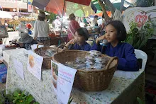 680615 สมุนพระราม ฝึกพาณิชย์บุญนิยม ขายสินค้า อุทยานบุญนิยม 3-2568 271.jpeg