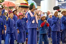 671225 สมุนพระรามร้องเพลงที่ห้างสุนีย์ ในวันคริสมาสต์ 151.jpg