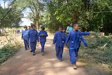 671221 สมุนพระรามพาน้องครูตุ๊กเยี่ยมสวนไวพลัง 45.jpg