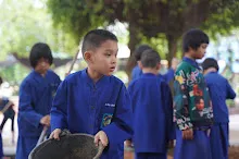 680602 สมุนพระราม และ สสธ.ขนทรายและปรับพื้นที่หน้าเฮือนศูนย์สูญ 97.JPG