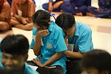 680528 อบรมนักเรียน รร.ขวาวใหญ่วิทยา ชมคลิปชีวิตร่ำให้ คลิปแนะนำชุมชน 42.JPG