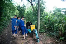 680603 รวมพลังปลูกแฝก และทองหลาง วันเฉลิมพระชนมพรรษา สมเด็จพระนางเจ้าสุทิดา 50.jpeg