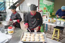 680716 ภาพทำขนมปัง ฐานงานแม่สะอาด Mothers Vegan Bakery 124.JPG