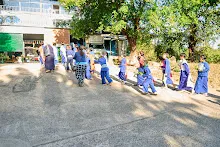 671230 สมุนพระรามแสดงร้องเพลง พิธีเปิดงานเพื่อฟ้าดิน คนมาดูงาน ทำ5ส ทำสวนบ่าย 102.jpg