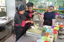 680716 ภาพทำขนมปัง ฐานงานแม่สะอาด Mothers Vegan Bakery 53.JPG