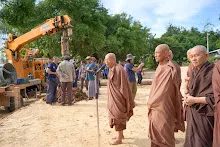 671025 พิธีตอกเสาเข็มแรก สถูปบูชาพ่อครู36.jpg