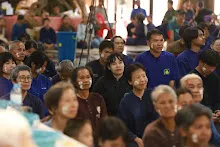 680416 รดน้ำดำหัว วันกตัญญูบูชาบรรพชน 37.JPG