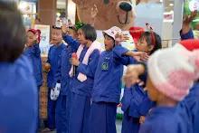 671225 สมุนพระรามร้องเพลงที่ห้างสุนีย์ ในวันคริสมาสต์ 129.jpg