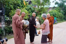 671016 เยี่ยมบ้านชนะชัย ที่บุรีรัมย์ บิณฯเช้า เยือนประสาทหินเขาพนมรุ้ง35.jpg