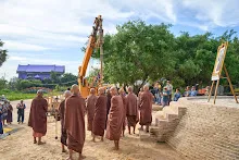 671025 พิธีตอกเสาเข็มแรก สถูปบูชาพ่อครู19.jpg