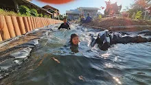 671130 สมุนพระรามเล่นน้ำคลองไส้ไก่เย็น 6.jpg
