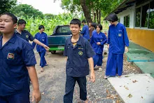 660817 นร ม 4 เรียนตอนกิ่งกับ ส แก่นผา