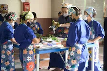671124 สมุนพระราม ทำสลัดโรลแจก ที่โรงครัวกลาง 119.jpg