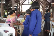 680713 สมุนพระราม ฝึกพาณิชย์บุญนิยม ขายสินค้า อุทยานบุญนิยม 5-2568 356.jpeg