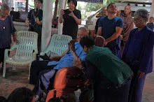 680703 เด็กสมุนพระรามนั่งรถไฟไปปฐมอโศก ร่วมงาน ๙๐ ปี ลุงจำลอง 180.jpeg